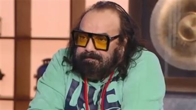 الفنان نادر أبو الليف يعلن وفاة ابنة عمه