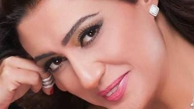 بعد سنوات من الصمت.. وفاء صادق توضح حقيقة غيرتها من سميرة أحمد وتفاصيل الأزمة