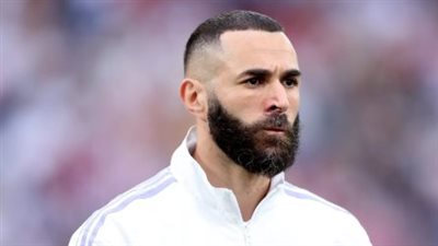 أزمة بنزيما في الاتحاد السعودي تتصاعد… نجم عالمي يرفض اللعب وسط خلافات عقد تدفعه نحو الرحيل