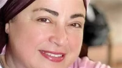 نبيلة حسن محمود سلام: قصة نجاح ملهمة بين أضواء الكاميرا وقاعات المحاضرات الجامعية