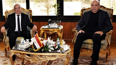 الحفني يبحث مع مدير عام المنظمة العربية للطيران المدني آفاق التعاون المشترك بين الجانبين 