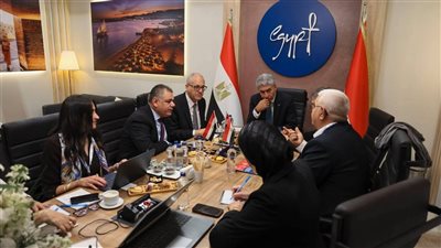 وزير السياحة يعقد اجتماعات مهنية مع منظمي الرحلات الأتراك على هامش EMITT لتعزيز السياحة الوافدة لمصر