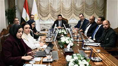 وزير الشباب والرياضة يناقش خطة تشغيل المدرسة الدولية الرياضية 2026