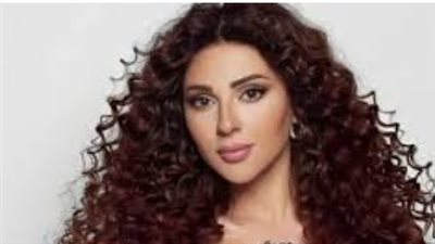 ميريام فارس العالمية.. طاقة استعراضية على المسرح وبساطة تلامس القلوب خلف الكواليس
