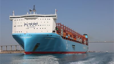 في أولى رحلاتها البحرية..︎ قناة السويس تشهد عبور سفينة الحاويات ASTRID MAERSK 