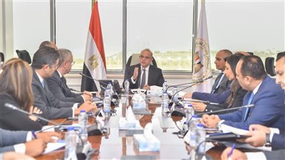 محمد فريد يباشر مهام وزارة الاستثمار بعد حلف اليمين الدستورية ويضع أولويات عاجلة لدعم الاقتصاد