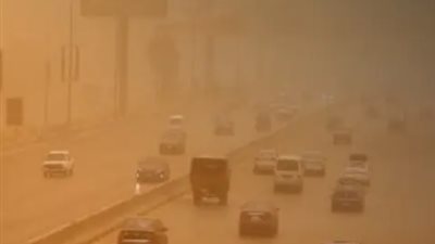 الأرصاد تحذر من استمرار العواصف الرملية: تدهور الرؤية الأفقية واضطراب الملاحة البحرية