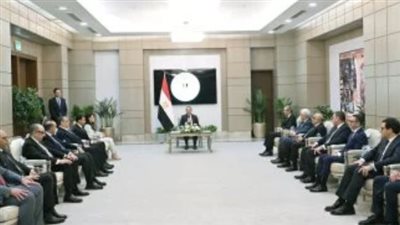 الوزراء السابقون بعد التكريم: أدينا الأمانة وسنظل دوماً رهن إشارة الوطن