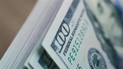 الدليل الكامل لأسعار الدولار اليوم الخميس: توازن بين العرض والطلب في كافة البنوك
