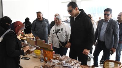 وزير الشباب والرياضة يتفقد نادي النادي بالعاصمة الإدارية ويشيد ببرامج تمكين الفتيات ودعم المرأة اقتصاديًا