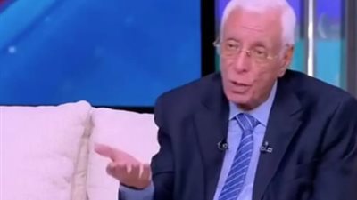 «رجل لا يتكرر».. حسام موافي يوجه رسالة شكر مؤثرة لفريق برنامجه ويشيد بدور محمد أبو العينين