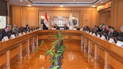 رئيس جامعة كفر الشيخ يترأس اجتماع مجلس شئون التعليم والطلاب لشهر فبراير 