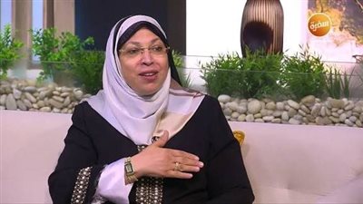 نيفين مختار: رمضان يحرق الذنوب وفرصة ذهبية لا يُضاعفها العاقل | فيديو