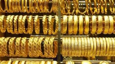 تحليل سوق الذهب: كيف أثر هبوط الأونصة دون 4900 دولار على الأسعار في مصر؟