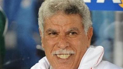 من جراحة صعبة إلى مدرجات الوفاء.. رحلة حسن شحاتة مع حب جماهير القلعة البيضاء