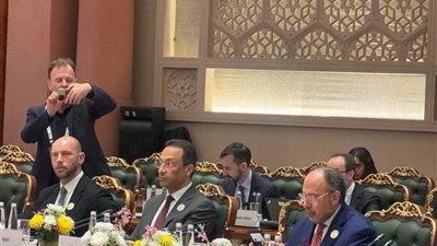 وزير الاتصالات: مصر تسعى لتعزيز دور الذكاء الاصطناعي في التنمية العالمية