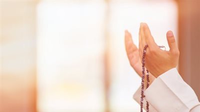 رحلة التطهير في رمضان: أسرار دعاء اليوم الثالث ومنزلة الداعي على الصراط