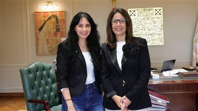 وزيرة الثقافة تبحث إطلاق كرنفال «بهجة وبسمة» لنشر الفنون في القرى والمناطق الأكثر احتياجًا