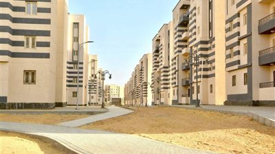 وزيرة الإسكان تتابع مستجدات مشروعات مدينة السويس الجديدة