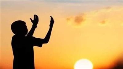 طمأنة القرآن للمؤمنين: حسن وتد يشرح وعد الرزق والتحدي الإلهي للخلق