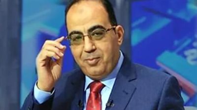 قصة كفاح ودموع.. كيف نجا أبو المعاطي زكي من 1200 قضية؟