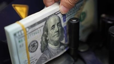 هدوء في سوق الصرف.. تعرف على سعر الدولار في البنك الأهلي وبنك مصر اليوم