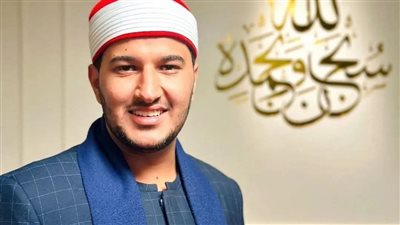 وزير الأوقاف يهنئ القارئ بلال سيف لفوزه بالمركز الأول في مسابقة القرآن الدولية بتنزانيا