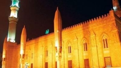 أئمة عظام وتاريخ حافل.. قصة الشيخ الكفيف الذي أدار محراب الحسين بأمر من آل البيت.. رحلة في أعماق التاريخ 