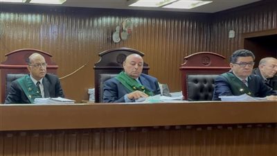 المؤبد لـ3 متهمين بقتل شاب أسفل منزله في الوراق 