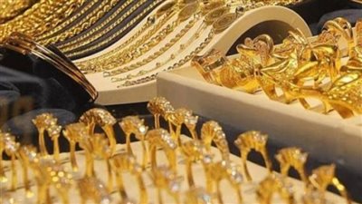 وسط هدوء السوق.. تراجع كبير في أسعار الذهب محليًا وعالميًا