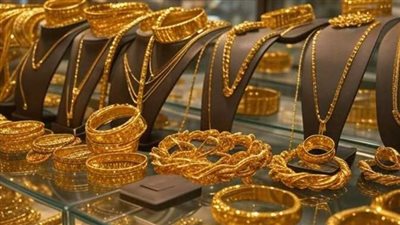 تراجع محدود رغم اشتعال الأونصة.. كواليس تسعير الذهب في الأسواق المصرية