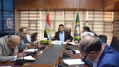 السكرتير العام للدقهلية يترأس اجتماع لجنة النفع العام لمتابعة إقامة المشروعات الخدمية