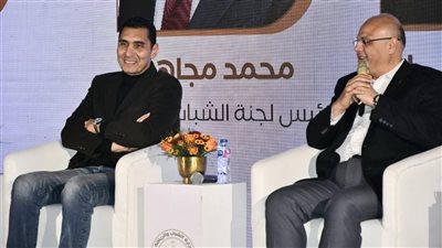 وزير الشباب والرياضة والمحافظ يشهدان جلسة حوارية حول تطوير الرياضة في الإسكندرية