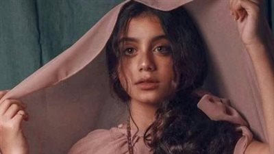 ياسمينا العبد تتحدث عن تجربتها الغنائية الأولى: 6 ساعات في الاستوديو رغم المرض