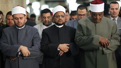 إقبال كبير على الجامع الأزهر في الليلة الـ19 من رمضان ومشاركة مميزة للقراء الشباب في التراويح