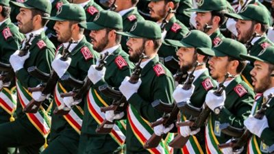 الحرس الثوري الإيراني يعلن استهداف ناقلة نفط أمريكية في الخليج