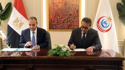 وزيرا الصحة والخارجية يطلقان «علاجك في مصر» لتيسير الرعاية الطبية للمصريين بالخارج