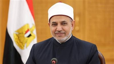 كلية الإعلام بنين بجامعة الأزهر تهنئ رئيس الجامعة بقرار مد رئاسته حتى نهاية العام الجامعي