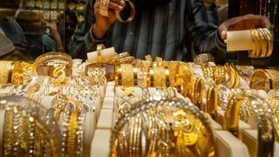 تحديث أسعار الذهب بمصنعية وبدون في محلات الصاغة المصرية اليوم الإثنين