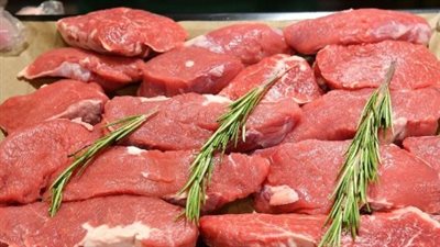 استشاري باطنة يحذر من الإفراط في اللحوم خلال الأعياد