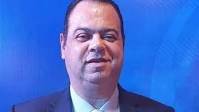أحمد عاطف درة.. المبدع الذي جمع بين سحر الإخراج السينمائي وعمق النقد الصحفي