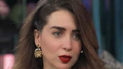 بعد مغادرة العناية المركزة.. مي عز الدين تكشف كواليس جراحة 