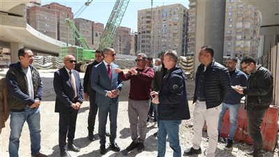 محافظ الجيزة يقود جولة ميدانية لمتابعة النظافة بالعمرانية والطالبية.. وتوجيهات بتكثيف الحملات وتحسين الخدمات