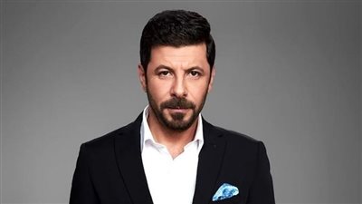 إياد نصار: 