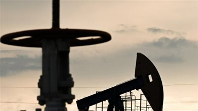 أسعار النفط تشتعل عالمياً: زيادة بنسبة 55% تضع اقتصاد أمريكا اللاتينية في مأزق