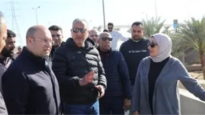 محافظ الجيزة يتفقد موقع هبوط محور 26 يوليو بكرداسة ويأمر بالتصليح الفوري