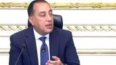 العمل عن بعد وترشيد استهلاك الكهرباء.. حزمة قرارات حكومية جديدة لمواجهة أزمة الطاقة