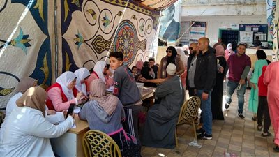 فحص طبي لـ 2351 مواطنًا خلال القافلة الطبية المجانية بقرية الصافية فى كفرالشيخ