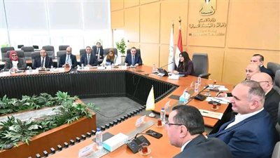 وزيرة الإسكان تتابع موقف مبيعات وتسويق عدد من مشروعات هيئة المجتمعات العمرانية الجديدة