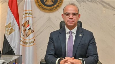 وزيرا المالية والاستثمار يؤكدان استمرار العمل بالموانئ والمنافذ الجمركية بكامل الطاقات التشغيلية
